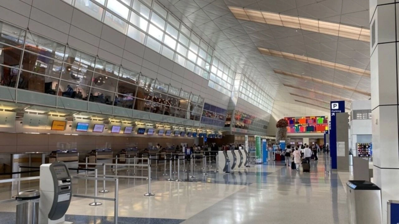 Dallas-Fort Worth/DFW International Airport Terminal B